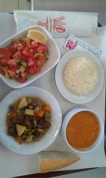 Porselen Yemek Servisi