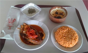 Porselen Yemek Servisi